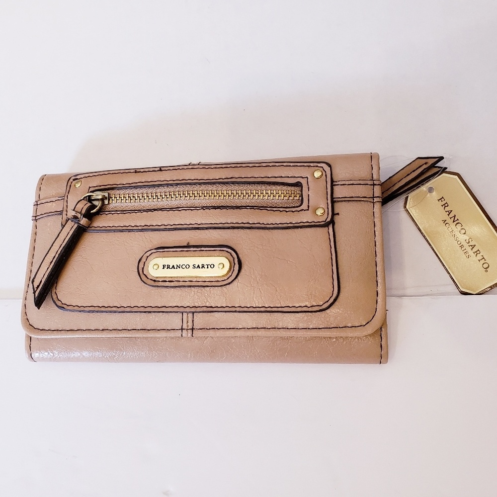 NWT Franco Sarto Sand Nathalie Wallet